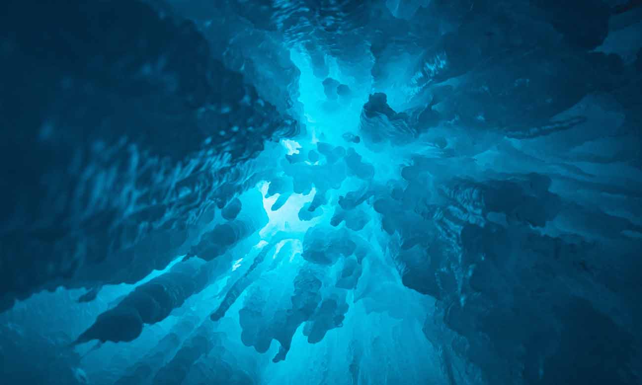 underwater-ice-1300px (2) underwater-ice-1300px (2)